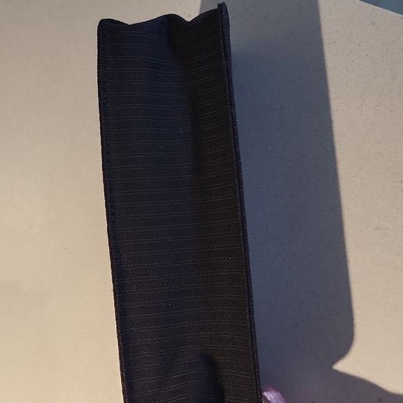 DOLCE & CABBANA CASE - Picture 4 of 4